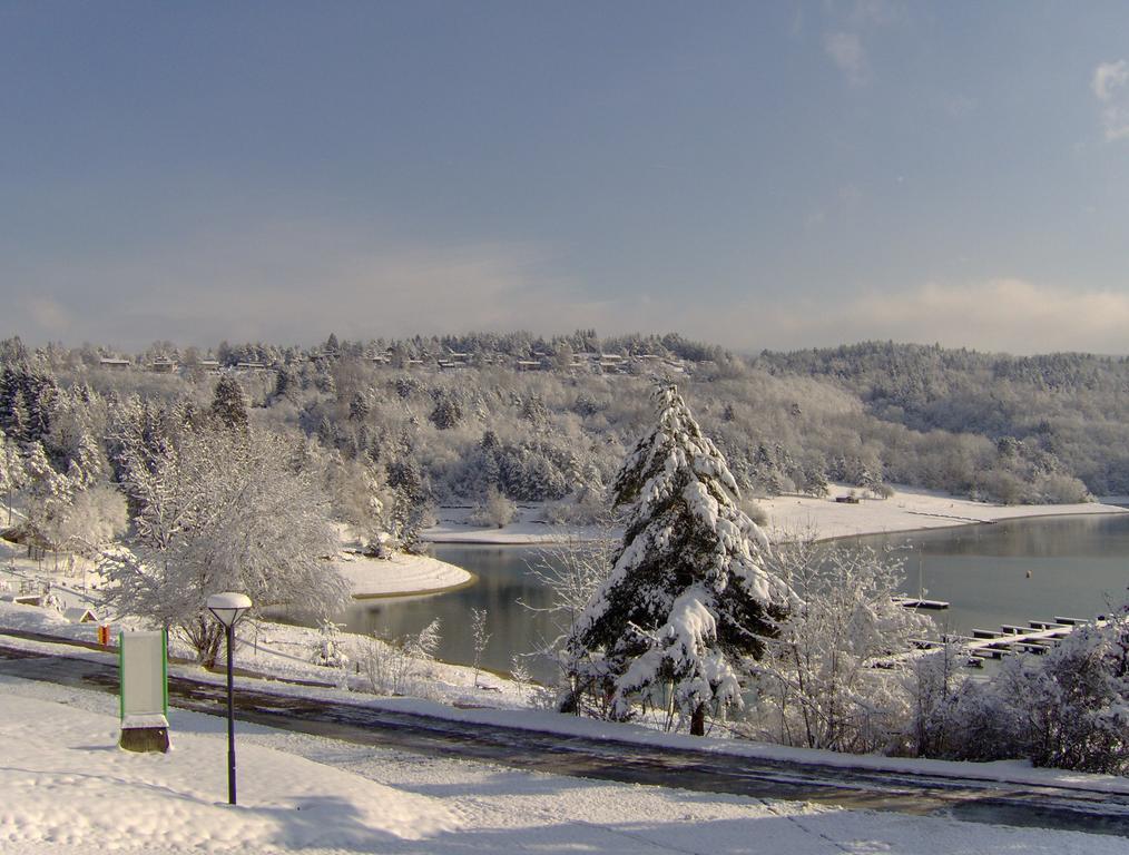 Vvf Jura Lac De Vouglans Maisod 외부 사진