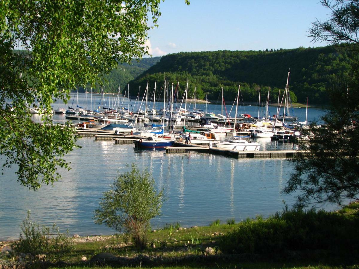 Vvf Jura Lac De Vouglans Maisod 외부 사진